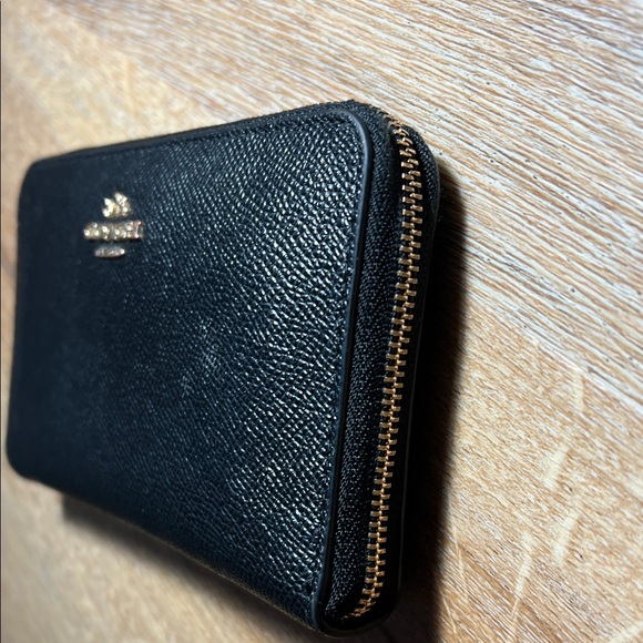 Coach Textured Black Zip Wallet - Picture 6 of 16